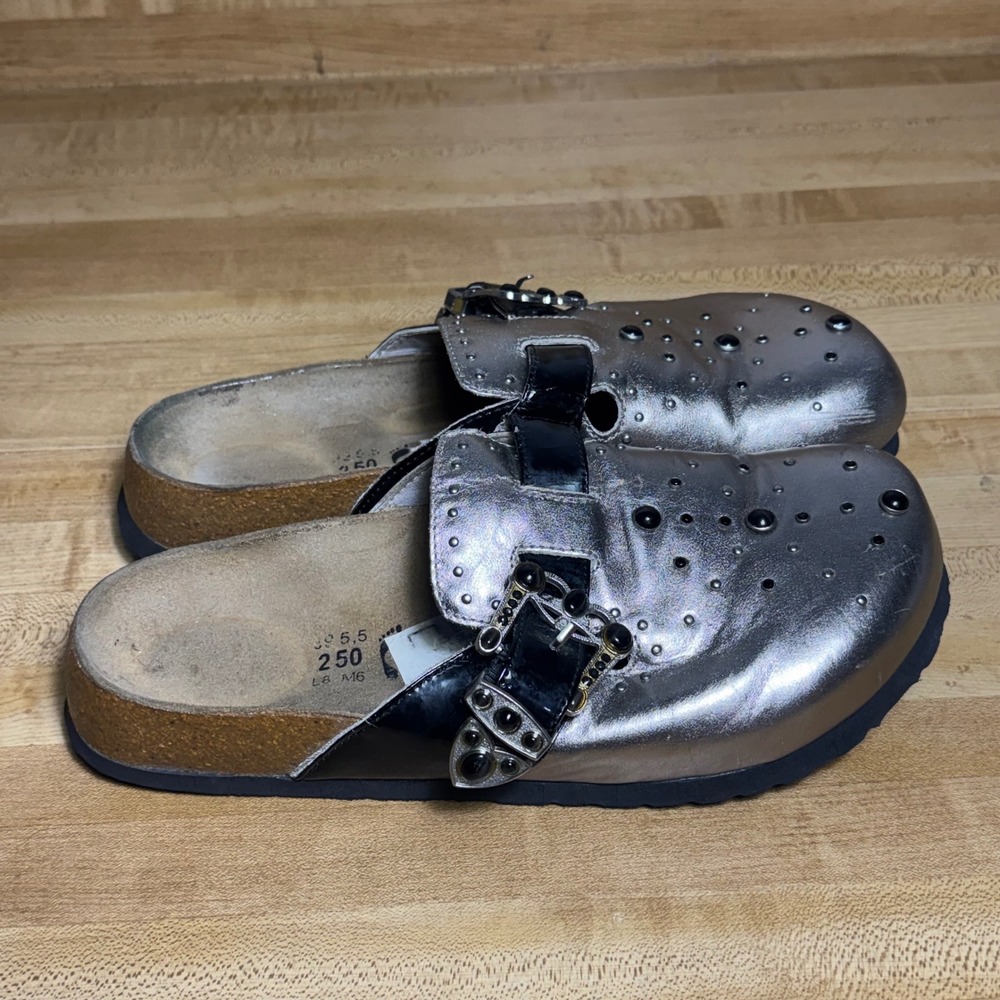 Betula by Birkenstock Metallic Silver Studded Clogs Shoes Womens 8 L8 M6 EU 39